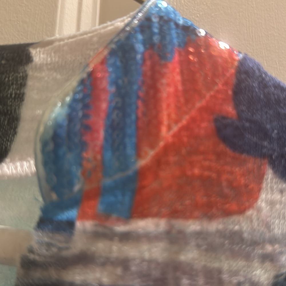 Top - Picture 4 of 4